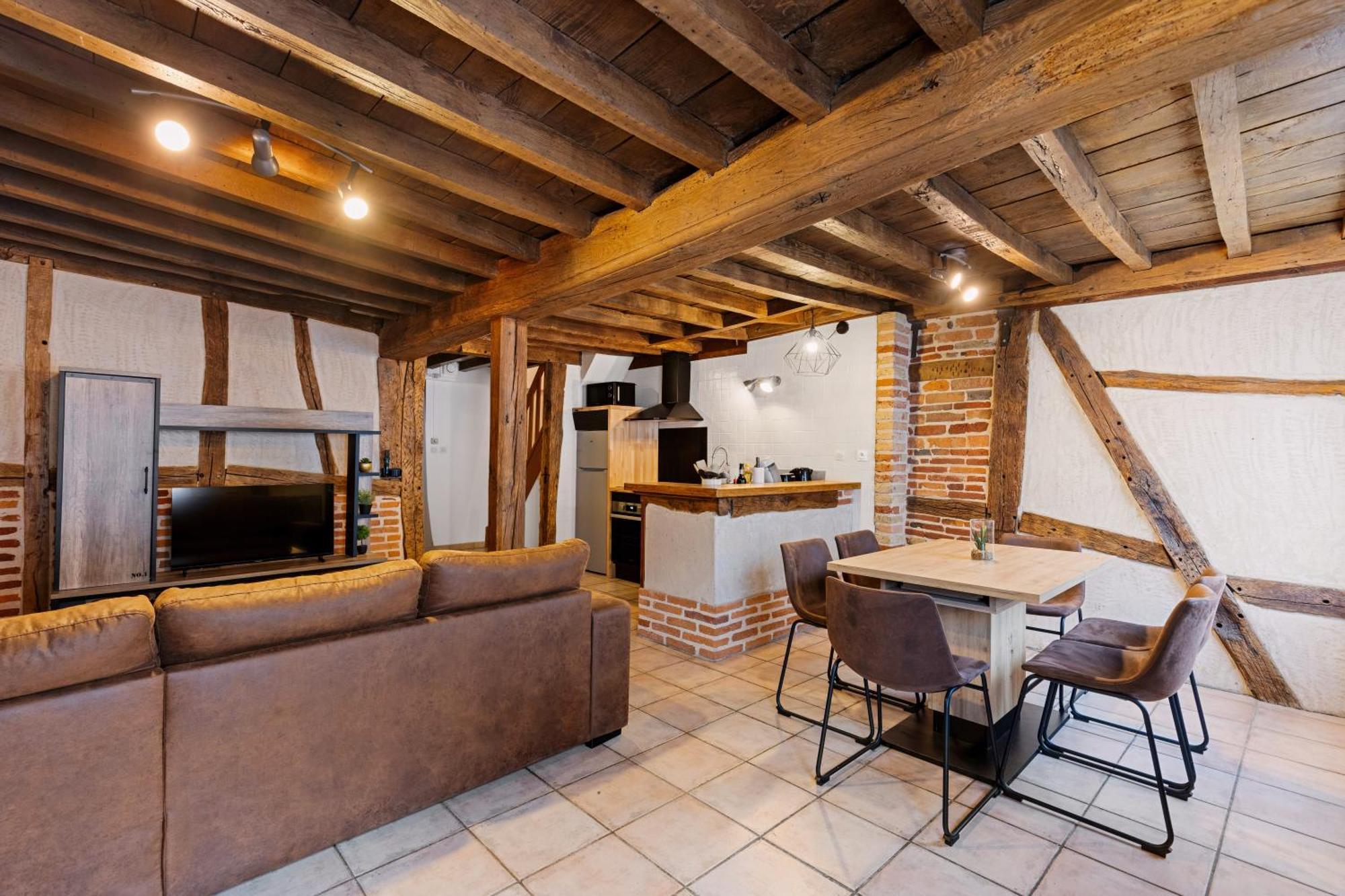Les Chambres Tonics Montrevel-en-Bresse Exterior foto